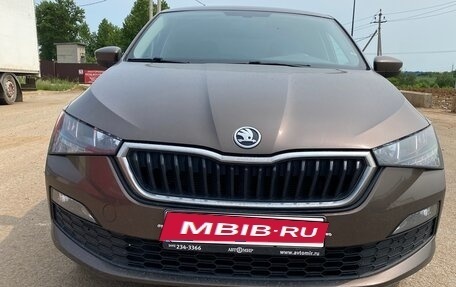 Skoda Rapid II, 2021 год, 1 900 000 рублей, 2 фотография