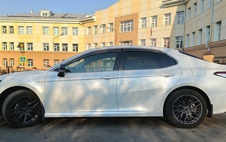 Toyota Camry, 2019 год, 2 900 000 рублей, 4 фотография