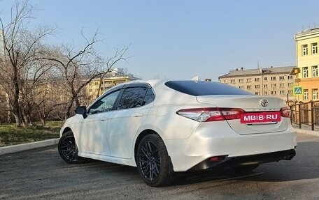 Toyota Camry, 2019 год, 2 900 000 рублей, 5 фотография