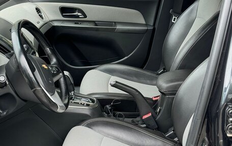 Chevrolet Cruze II, 2013 год, 900 000 рублей, 9 фотография