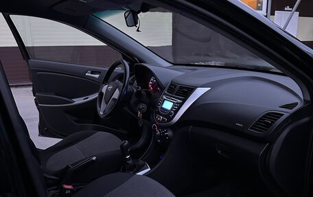 Hyundai Solaris II рестайлинг, 2012 год, 580 000 рублей, 10 фотография