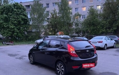 Hyundai Solaris II рестайлинг, 2012 год, 580 000 рублей, 7 фотография