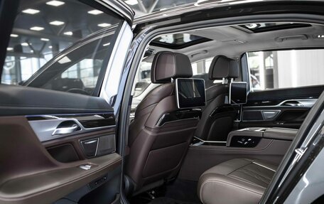 BMW 7 серия, 2020 год, 6 499 999 рублей, 18 фотография