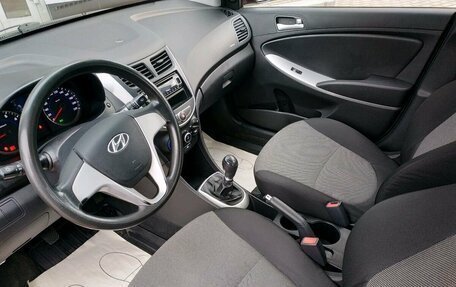 Hyundai Solaris II рестайлинг, 2012 год, 539 000 рублей, 10 фотография