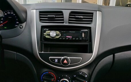 Hyundai Solaris II рестайлинг, 2012 год, 539 000 рублей, 15 фотография