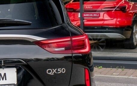 Infiniti QX50 II, 2018 год, 2 499 000 рублей, 11 фотография