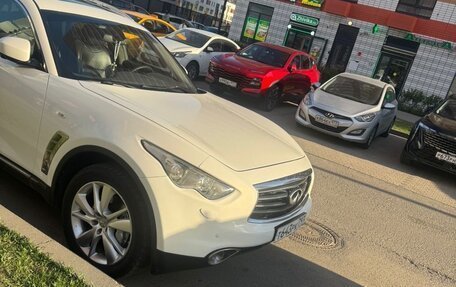 Infiniti FX II, 2013 год, 1 099 000 рублей, 4 фотография