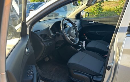 Hyundai Solaris II рестайлинг, 2020 год, 1 700 000 рублей, 14 фотография