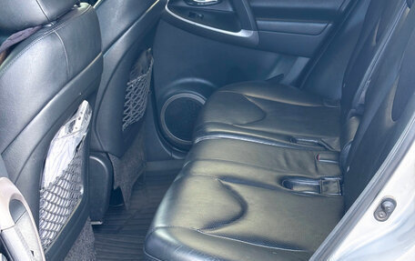 Toyota RAV4, 2008 год, 1 550 000 рублей, 13 фотография