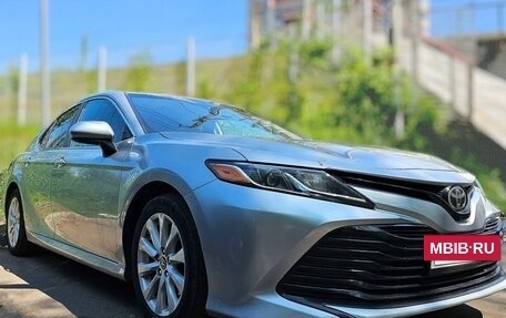 Toyota Camry, 2018 год, 2 500 000 рублей, 13 фотография