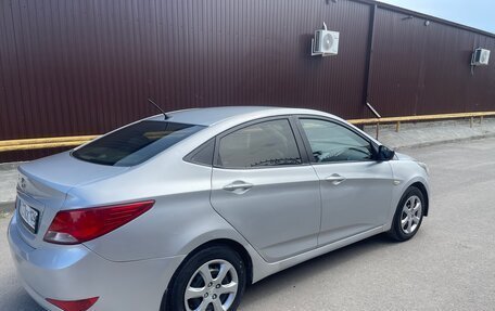 Hyundai Solaris II рестайлинг, 2016 год, 680 000 рублей, 4 фотография