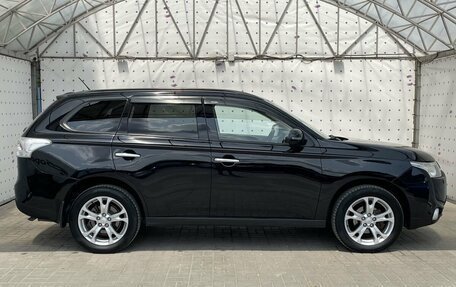 Mitsubishi Outlander III рестайлинг 3, 2012 год, 1 380 000 рублей, 9 фотография