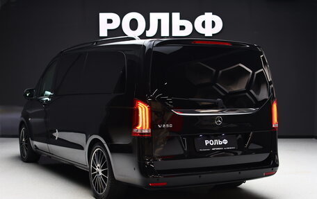 Mercedes-Benz V-Класс, 2017 год, 9 200 000 рублей, 2 фотография