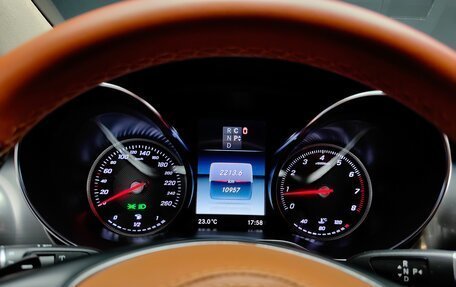 Mercedes-Benz V-Класс, 2017 год, 9 200 000 рублей, 24 фотография