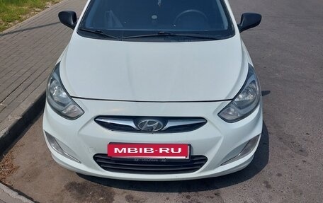 Hyundai Solaris II рестайлинг, 2013 год, 495 000 рублей, 10 фотография