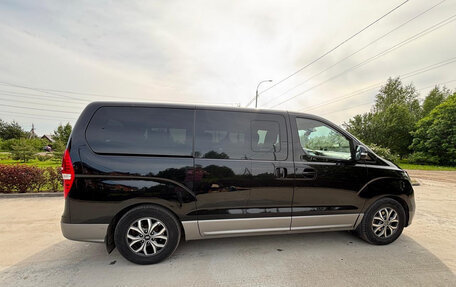 Hyundai H-1 II рестайлинг, 2018 год, 2 600 000 рублей, 9 фотография