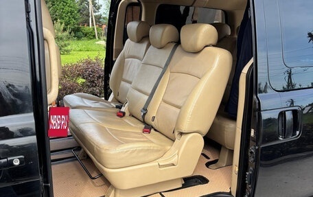 Hyundai H-1 II рестайлинг, 2018 год, 2 600 000 рублей, 13 фотография