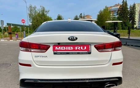KIA Optima IV, 2019 год, 1 390 000 рублей, 15 фотография