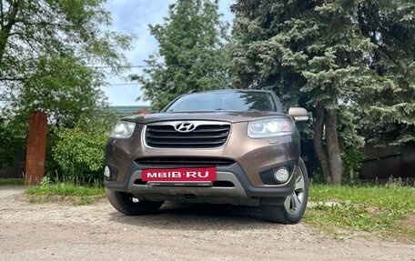 Hyundai Santa Fe III рестайлинг, 2012 год, 1 350 000 рублей, 2 фотография