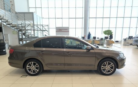 Volkswagen Jetta VI, 2013 год, 890 000 рублей, 5 фотография