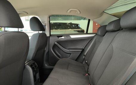 Volkswagen Jetta VI, 2013 год, 890 000 рублей, 15 фотография