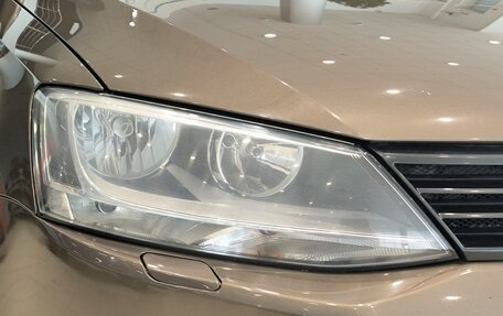 Volkswagen Jetta VI, 2013 год, 890 000 рублей, 21 фотография