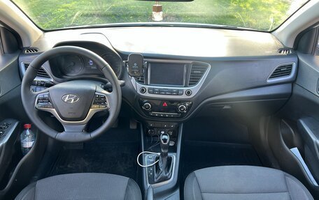 Hyundai Solaris II рестайлинг, 2017 год, 950 000 рублей, 11 фотография