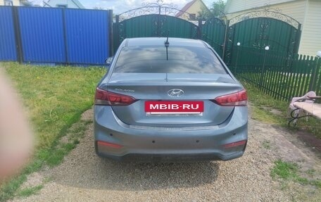 Hyundai Solaris II рестайлинг, 2018 год, 1 050 000 рублей, 3 фотография