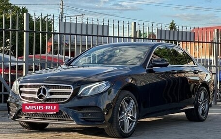 Mercedes-Benz E-Класс, 2018 год, 2 740 000 рублей, 4 фотография