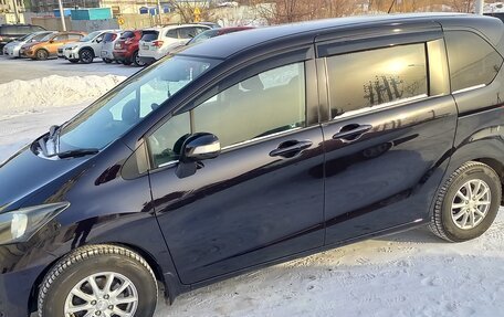 Honda Freed I, 2010 год, 990 000 рублей, 3 фотография