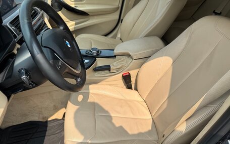 BMW 3 серия, 2016 год, 1 990 000 рублей, 16 фотография