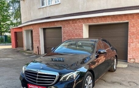 Mercedes-Benz E-Класс, 2016 год, 3 000 000 рублей, 1 фотография