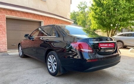 Mercedes-Benz E-Класс, 2016 год, 3 000 000 рублей, 6 фотография