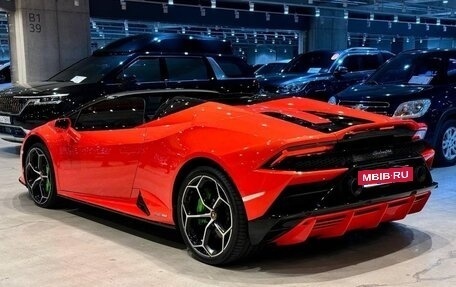 Lamborghini Huracán, 2020 год, 30 000 000 рублей, 5 фотография