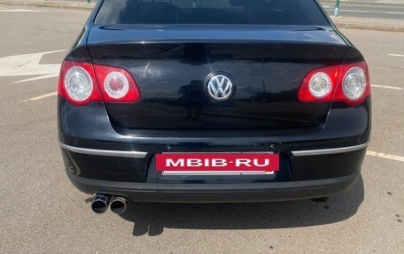 Volkswagen Passat B6, 2010 год, 690 000 рублей, 2 фотография