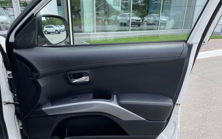 Mitsubishi Outlander III рестайлинг 3, 2011 год, 1 270 000 рублей, 18 фотография