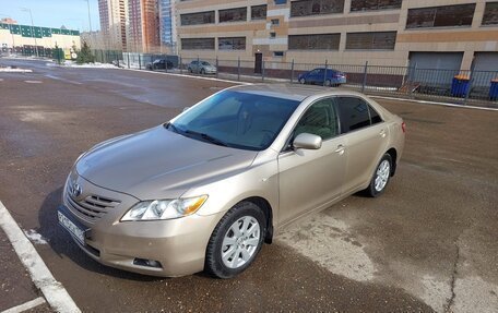 Toyota Camry, 2007 год, 870 000 рублей, 3 фотография