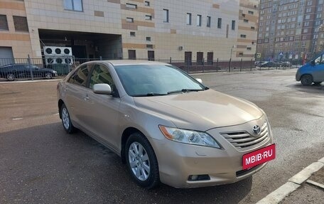 Toyota Camry, 2007 год, 870 000 рублей, 2 фотография