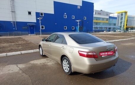 Toyota Camry, 2007 год, 870 000 рублей, 4 фотография