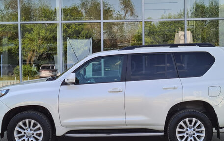 Toyota Land Cruiser Prado 150 рестайлинг 2, 2017 год, 4 050 000 рублей, 2 фотография