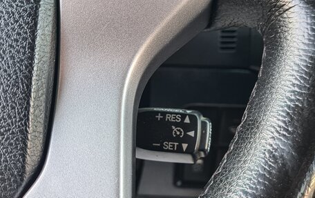 Toyota Land Cruiser Prado 150 рестайлинг 2, 2017 год, 4 050 000 рублей, 26 фотография