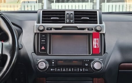 Toyota Land Cruiser Prado 150 рестайлинг 2, 2017 год, 4 050 000 рублей, 28 фотография