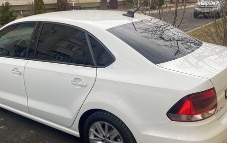 Volkswagen Polo VI (EU Market), 2018 год, 1 270 000 рублей, 2 фотография