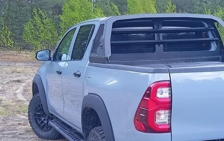 Toyota Hilux VIII, 2018 год, 3 600 000 рублей, 3 фотография