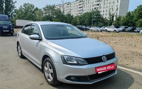 Volkswagen Jetta VI, 2014 год, 1 300 000 рублей, 14 фотография