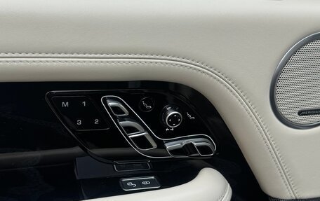 Land Rover Range Rover IV рестайлинг, 2019 год, 12 000 000 рублей, 11 фотография
