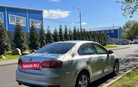 Volkswagen Jetta VI, 2013 год, 1 300 000 рублей, 6 фотография
