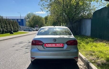 Volkswagen Jetta VI, 2013 год, 1 300 000 рублей, 5 фотография