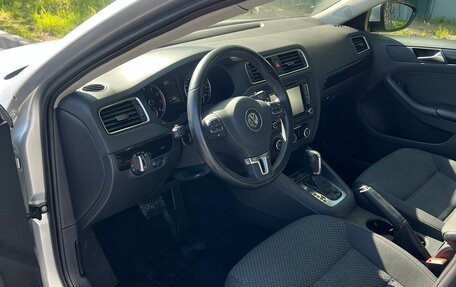 Volkswagen Jetta VI, 2013 год, 1 300 000 рублей, 8 фотография
