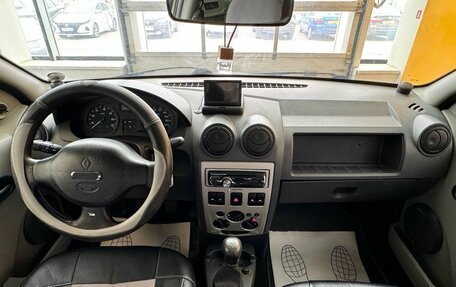 Renault Logan I, 2005 год, 189 000 рублей, 10 фотография